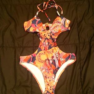 Bathing suit sz small